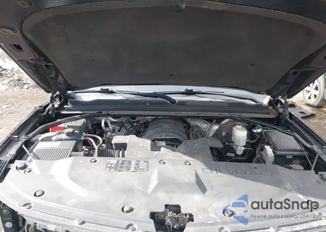 2016 Chevrolet Suburban Lt z USA, uszkodzony, nr VIN 1GNSKHKC4GR398819